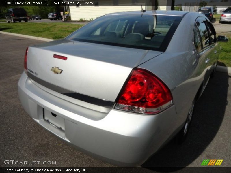 Silver Ice Metallic / Ebony 2009 Chevrolet Impala LS