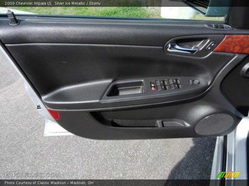 Silver Ice Metallic / Ebony 2009 Chevrolet Impala LS