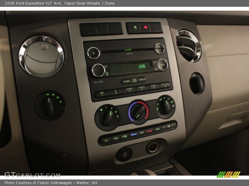 Vapor Silver Metallic / Stone 2008 Ford Expedition XLT 4x4