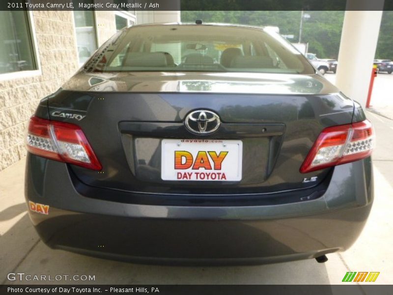 Magnetic Gray Metallic / Ash 2011 Toyota Camry LE