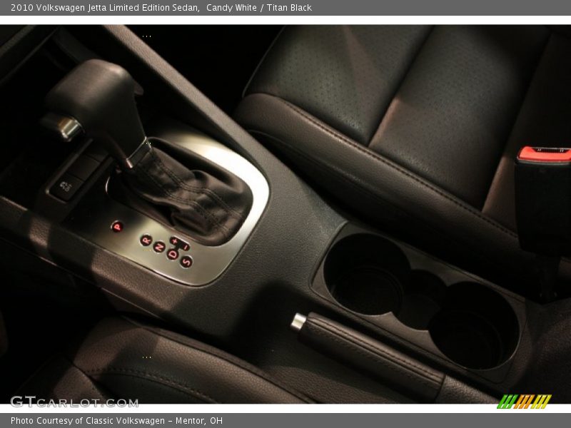 Candy White / Titan Black 2010 Volkswagen Jetta Limited Edition Sedan