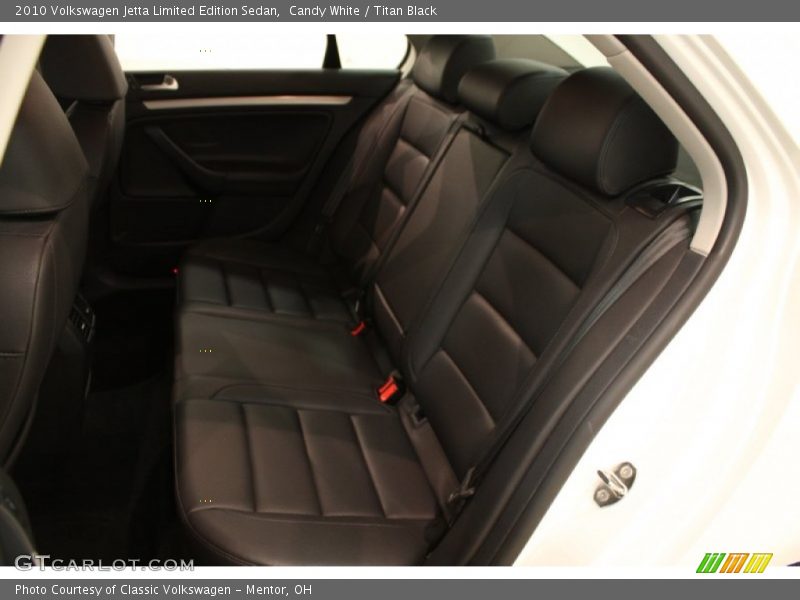 Candy White / Titan Black 2010 Volkswagen Jetta Limited Edition Sedan
