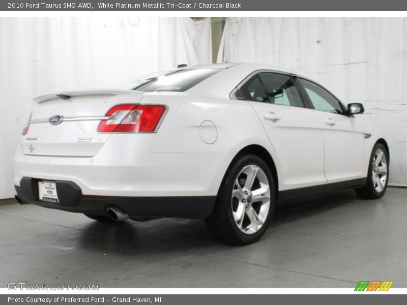 White Platinum Metallic Tri-Coat / Charcoal Black 2010 Ford Taurus SHO AWD