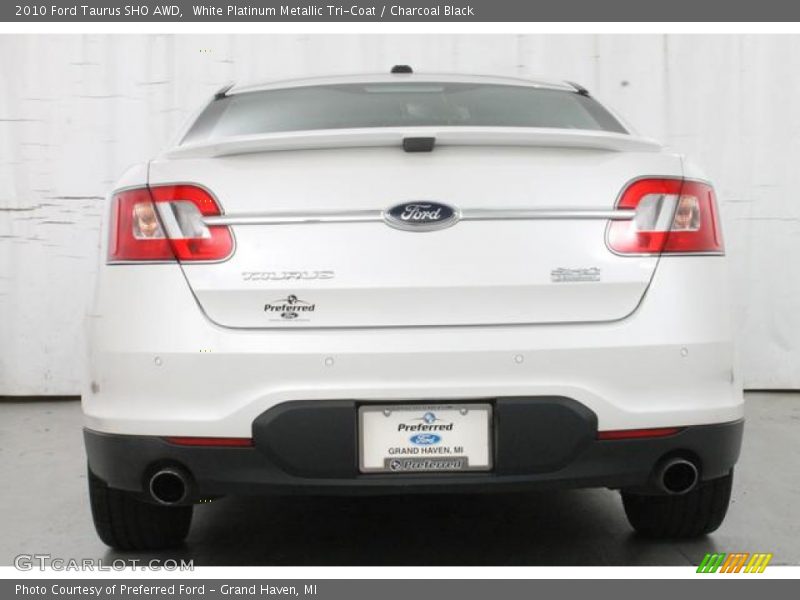 White Platinum Metallic Tri-Coat / Charcoal Black 2010 Ford Taurus SHO AWD
