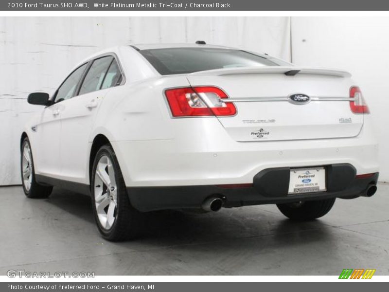 White Platinum Metallic Tri-Coat / Charcoal Black 2010 Ford Taurus SHO AWD