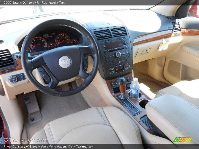 Red Jewel / Tan 2007 Saturn Outlook XR