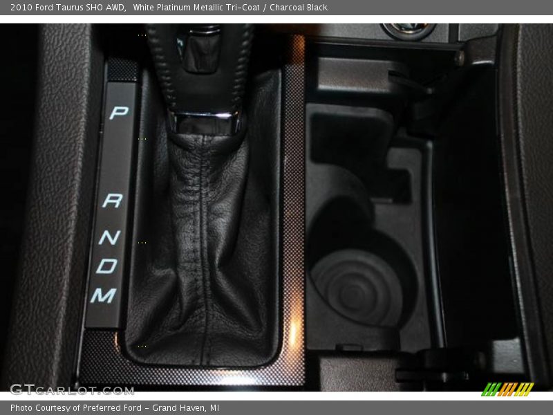 White Platinum Metallic Tri-Coat / Charcoal Black 2010 Ford Taurus SHO AWD