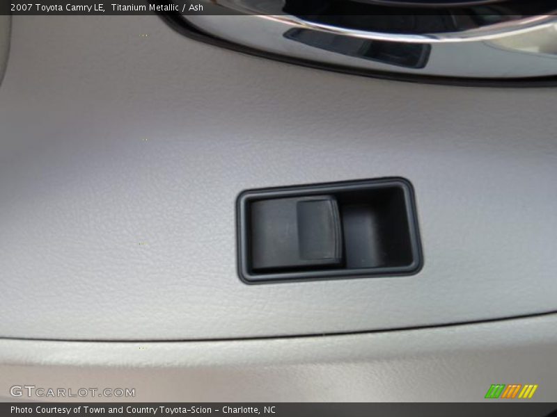 Titanium Metallic / Ash 2007 Toyota Camry LE