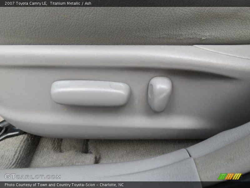 Titanium Metallic / Ash 2007 Toyota Camry LE