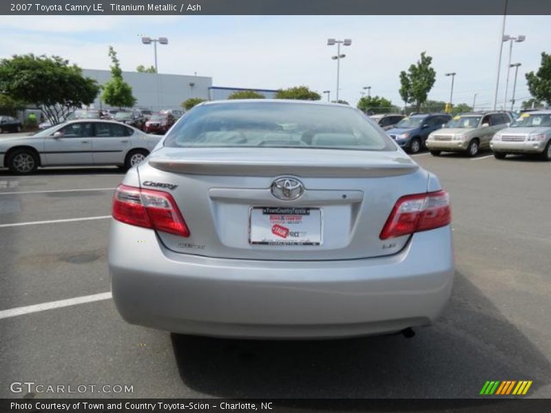 Titanium Metallic / Ash 2007 Toyota Camry LE