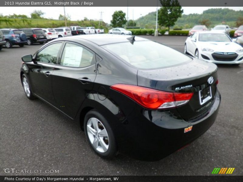 Midnight Black / Beige 2013 Hyundai Elantra GLS