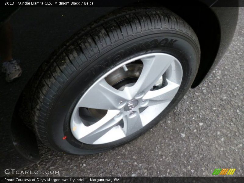 Midnight Black / Beige 2013 Hyundai Elantra GLS