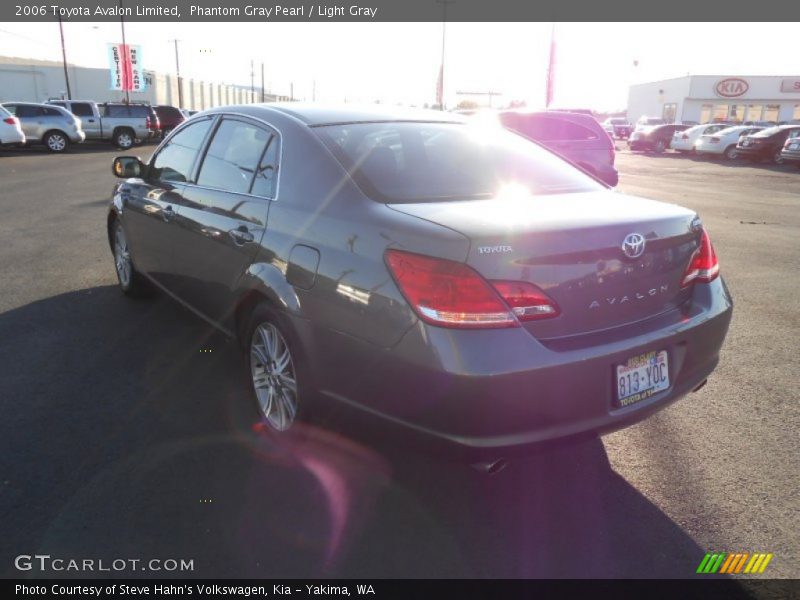 Phantom Gray Pearl / Light Gray 2006 Toyota Avalon Limited