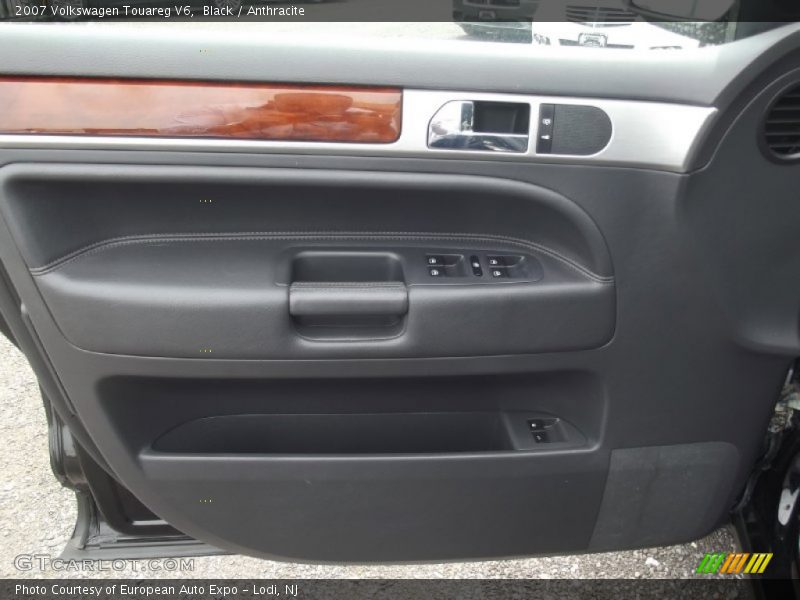 Black / Anthracite 2007 Volkswagen Touareg V6
