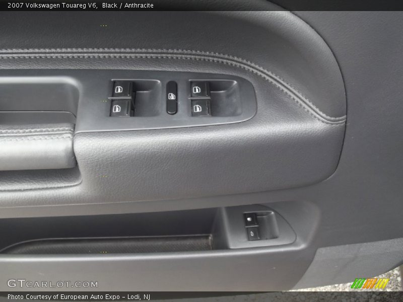 Black / Anthracite 2007 Volkswagen Touareg V6