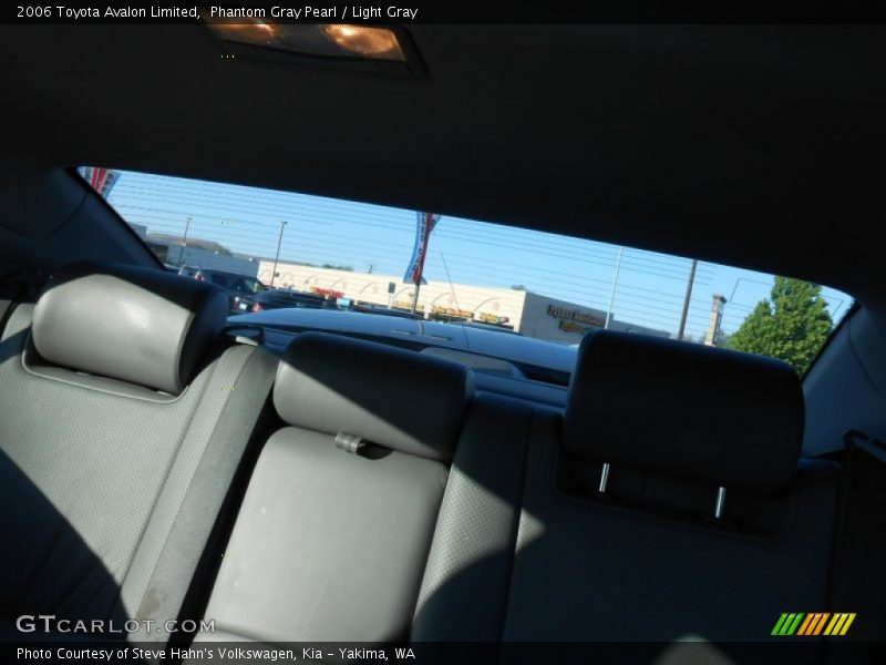 Phantom Gray Pearl / Light Gray 2006 Toyota Avalon Limited