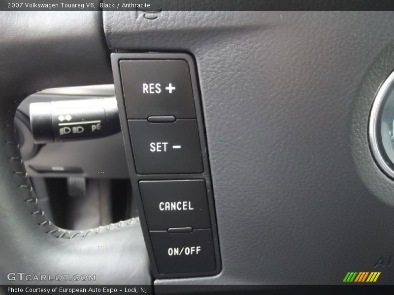 Black / Anthracite 2007 Volkswagen Touareg V6