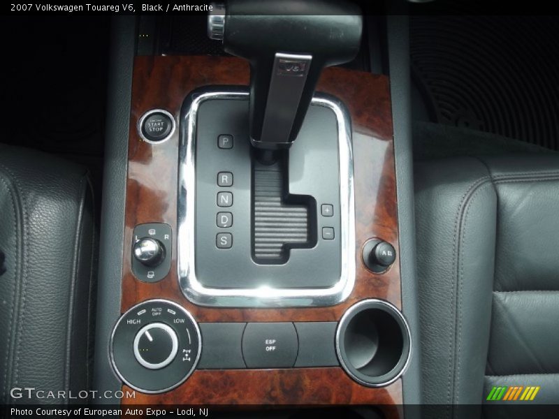 Black / Anthracite 2007 Volkswagen Touareg V6