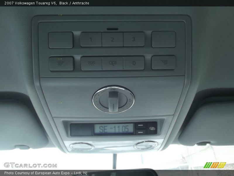 Black / Anthracite 2007 Volkswagen Touareg V6