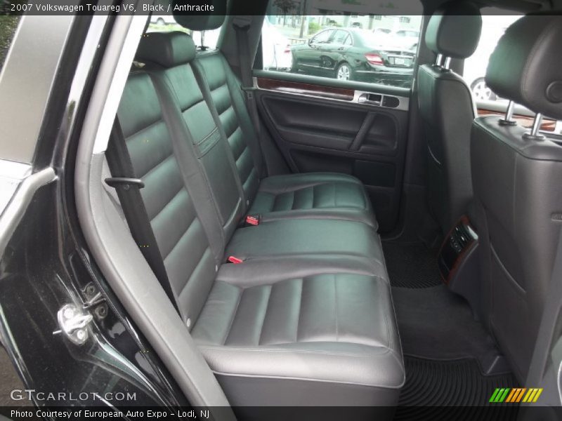 Black / Anthracite 2007 Volkswagen Touareg V6