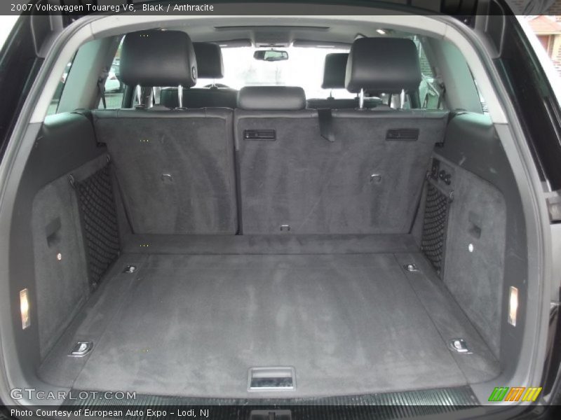 Black / Anthracite 2007 Volkswagen Touareg V6