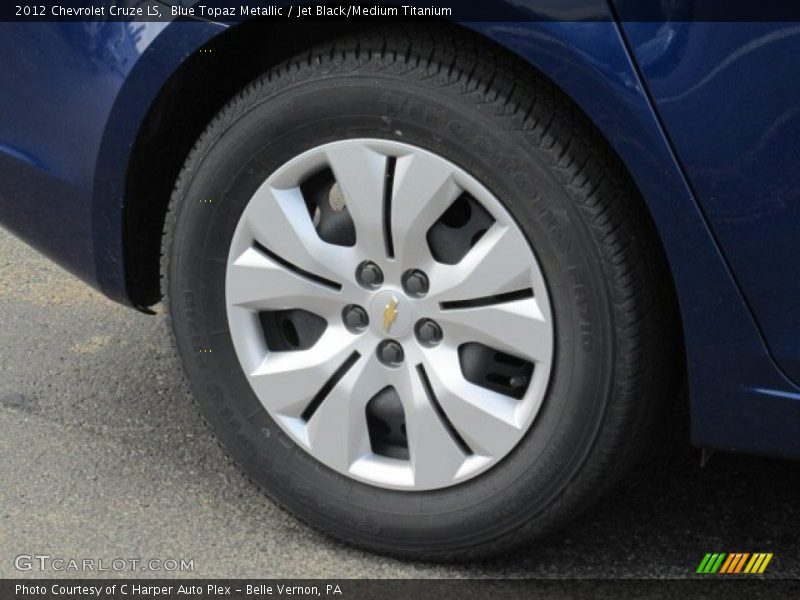 Blue Topaz Metallic / Jet Black/Medium Titanium 2012 Chevrolet Cruze LS