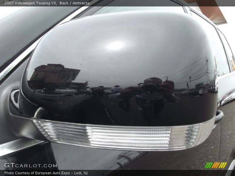 Black / Anthracite 2007 Volkswagen Touareg V6