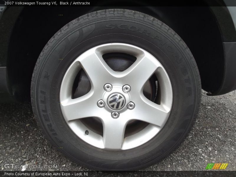 Black / Anthracite 2007 Volkswagen Touareg V6