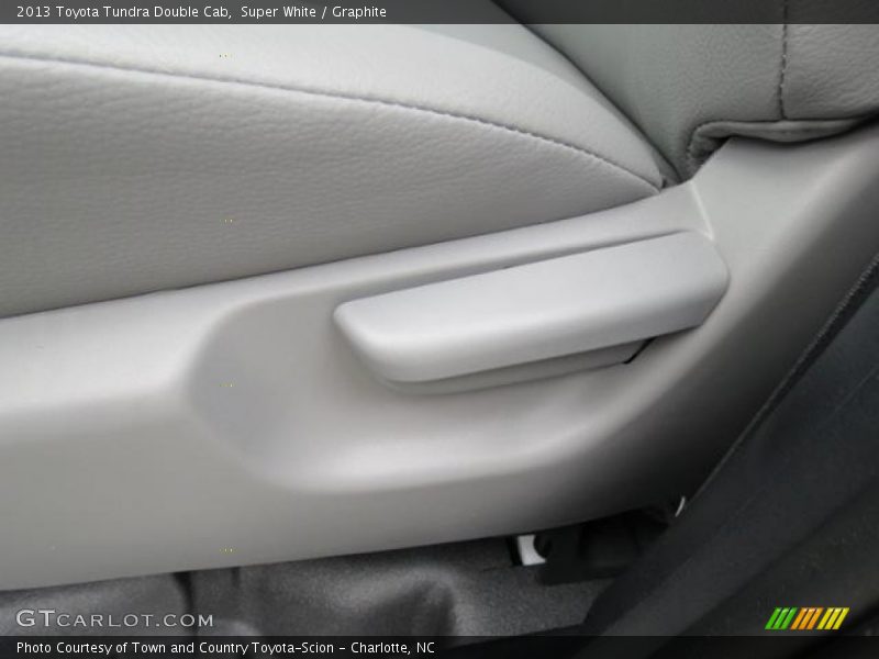 Super White / Graphite 2013 Toyota Tundra Double Cab