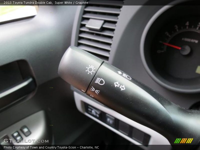 Super White / Graphite 2013 Toyota Tundra Double Cab
