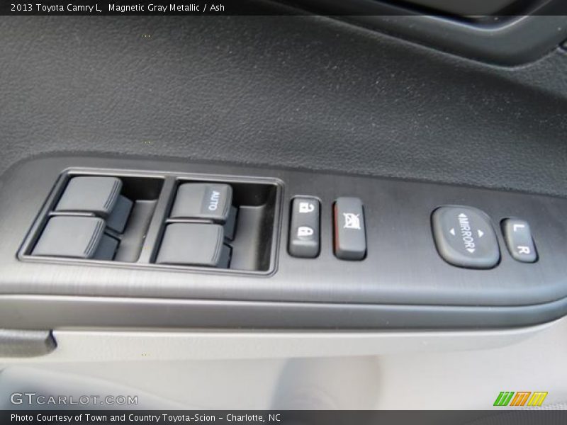 Magnetic Gray Metallic / Ash 2013 Toyota Camry L