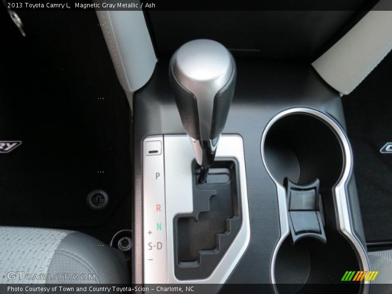 Magnetic Gray Metallic / Ash 2013 Toyota Camry L