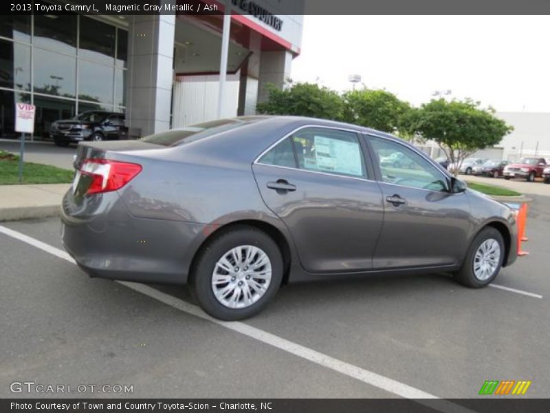 Magnetic Gray Metallic / Ash 2013 Toyota Camry L