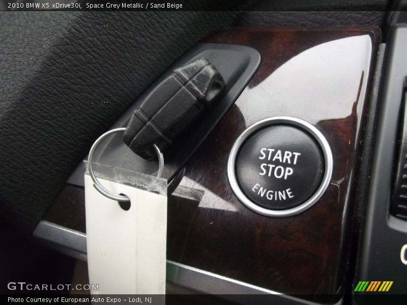 Space Grey Metallic / Sand Beige 2010 BMW X5 xDrive30i