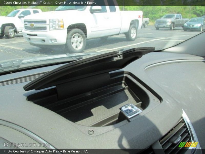 Silver Moss Metallic / Ebony 2009 Chevrolet Malibu LT Sedan