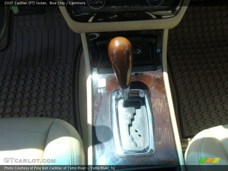 Blue Chip / Cashmere 2007 Cadillac DTS Sedan