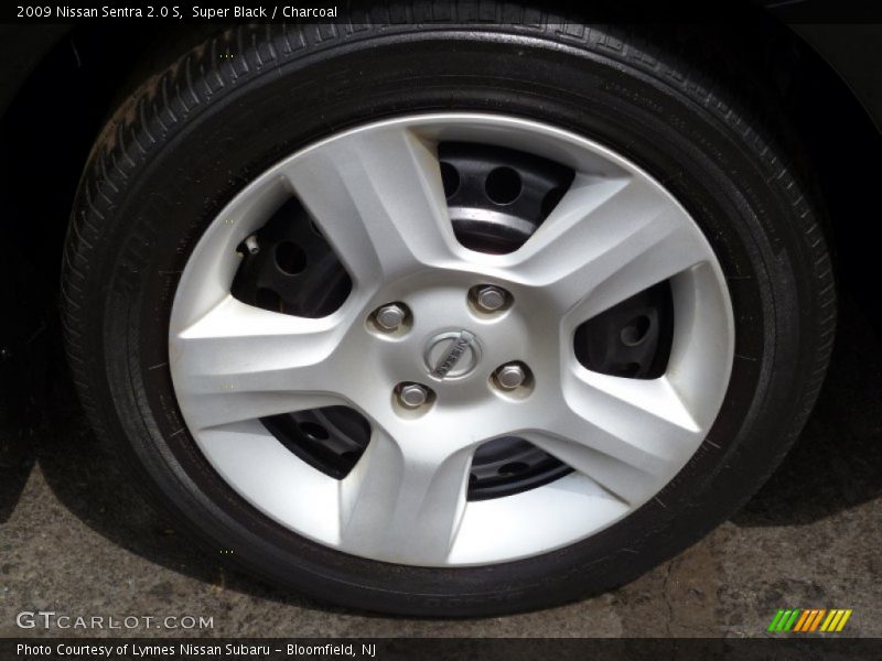 Super Black / Charcoal 2009 Nissan Sentra 2.0 S