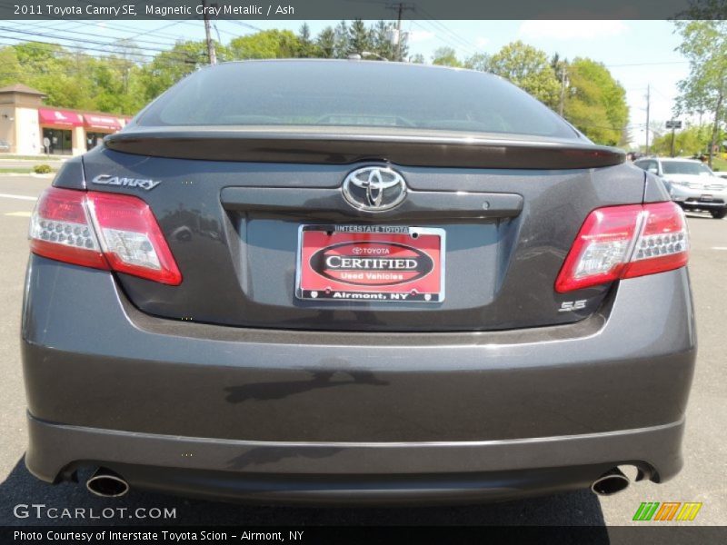 Magnetic Gray Metallic / Ash 2011 Toyota Camry SE