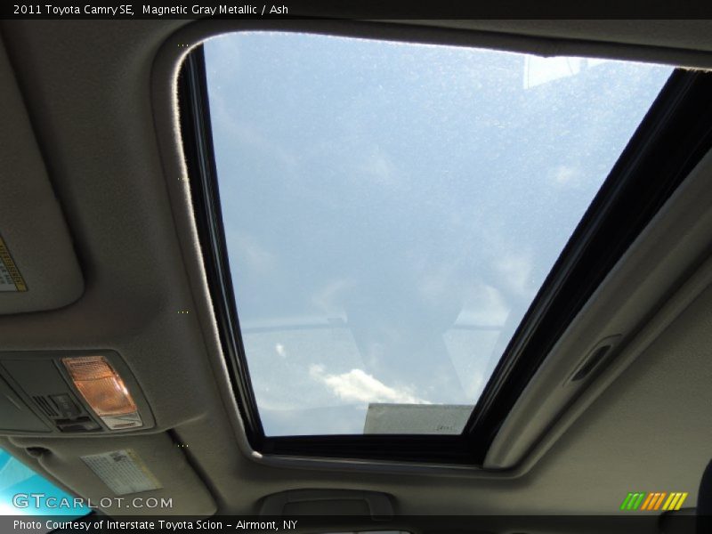 Magnetic Gray Metallic / Ash 2011 Toyota Camry SE