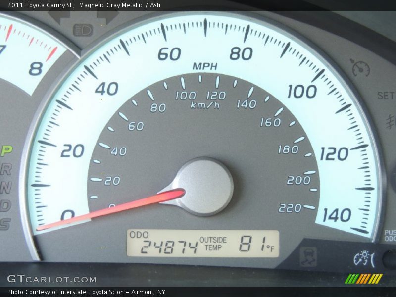 Magnetic Gray Metallic / Ash 2011 Toyota Camry SE
