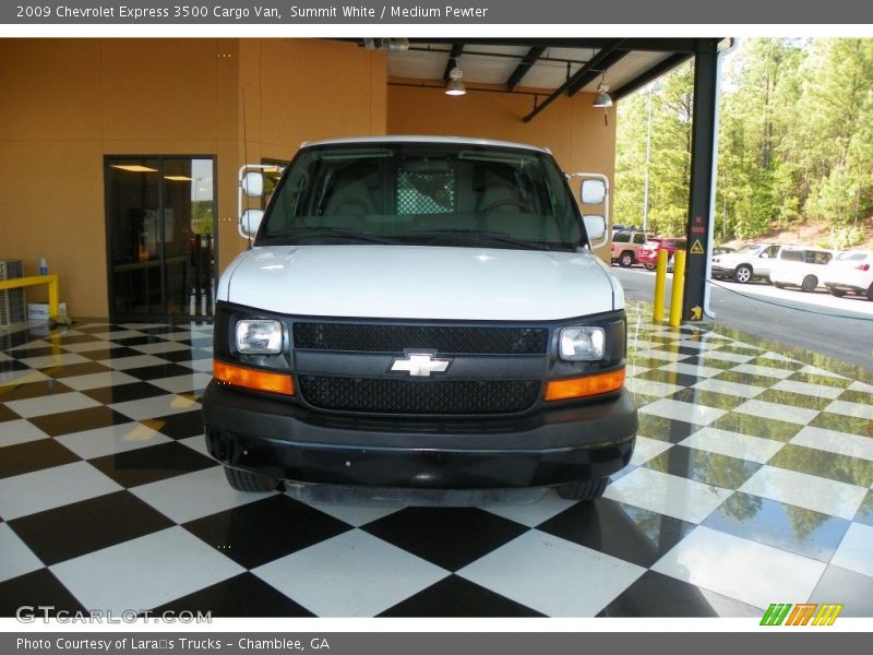 Summit White / Medium Pewter 2009 Chevrolet Express 3500 Cargo Van