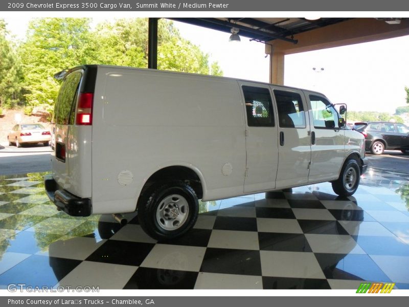 Summit White / Medium Pewter 2009 Chevrolet Express 3500 Cargo Van