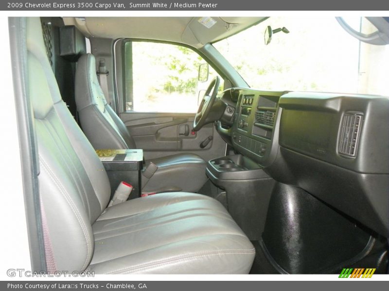 Summit White / Medium Pewter 2009 Chevrolet Express 3500 Cargo Van