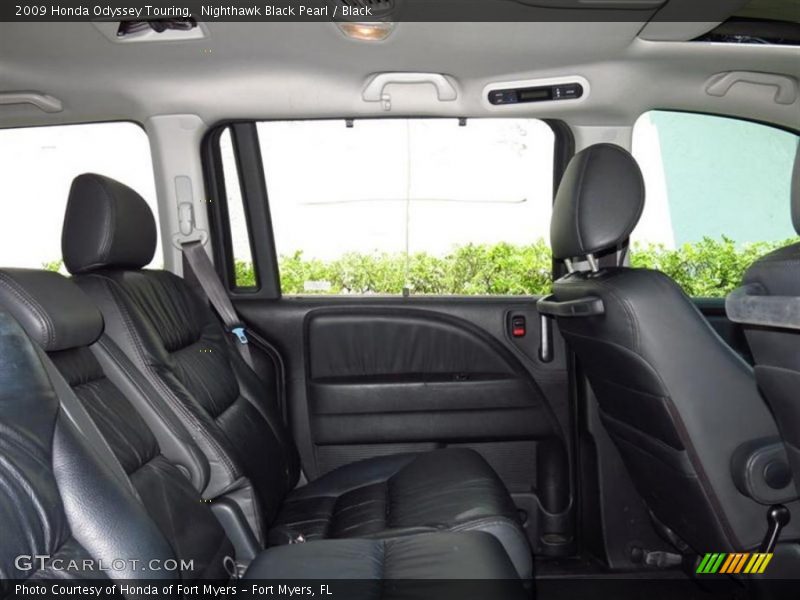 Nighthawk Black Pearl / Black 2009 Honda Odyssey Touring