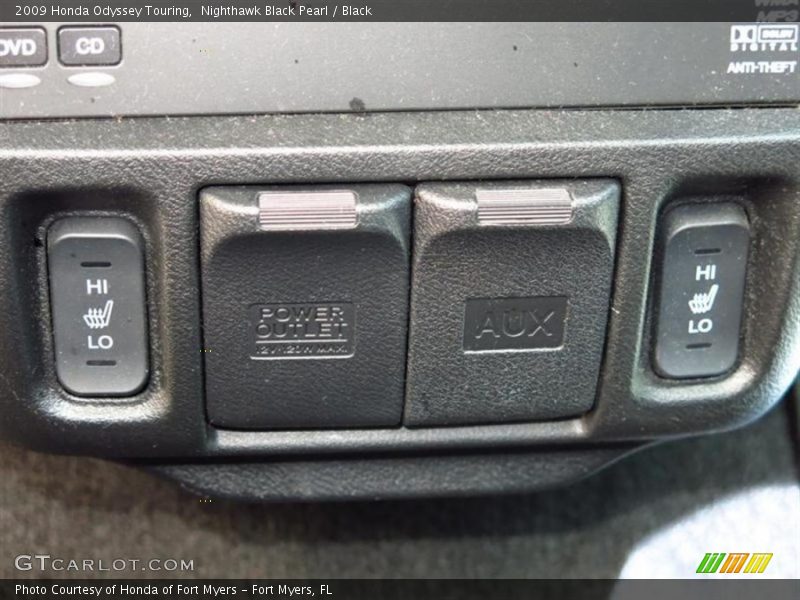 Nighthawk Black Pearl / Black 2009 Honda Odyssey Touring