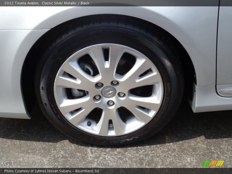 Classic Silver Metallic / Black 2012 Toyota Avalon