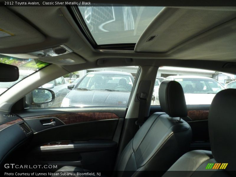 Classic Silver Metallic / Black 2012 Toyota Avalon