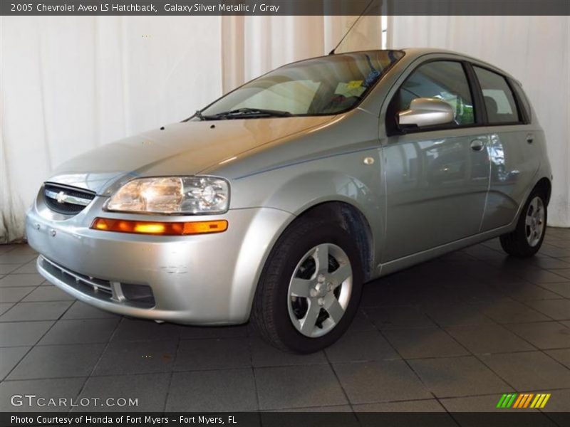 Galaxy Silver Metallic / Gray 2005 Chevrolet Aveo LS Hatchback