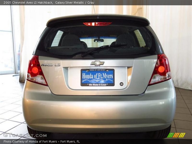 Galaxy Silver Metallic / Gray 2005 Chevrolet Aveo LS Hatchback