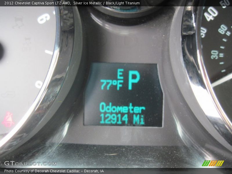 Silver Ice Metallic / Black/Light Titanium 2012 Chevrolet Captiva Sport LTZ AWD